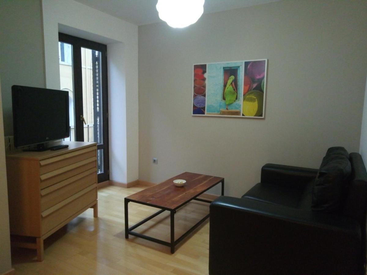 Apartamentos Zaragoza Coso Kültér fotó