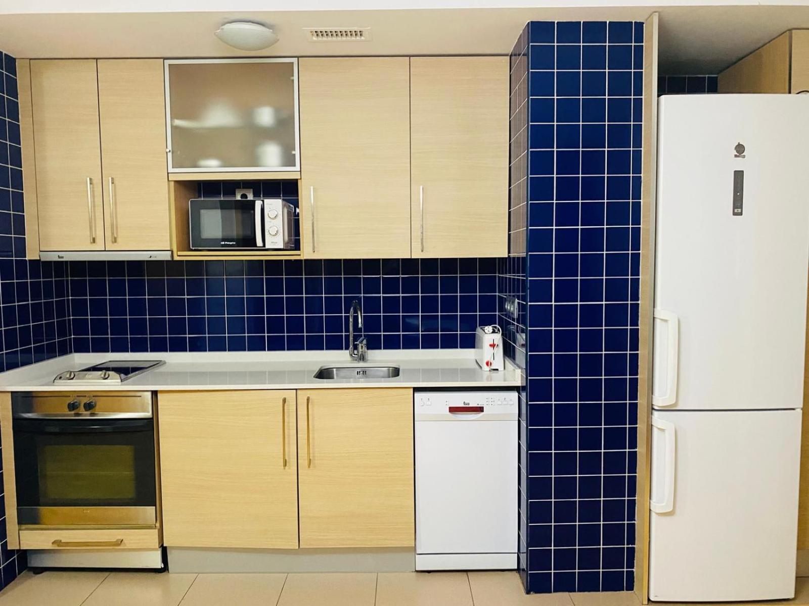 Apartamentos Zaragoza Coso Kültér fotó
